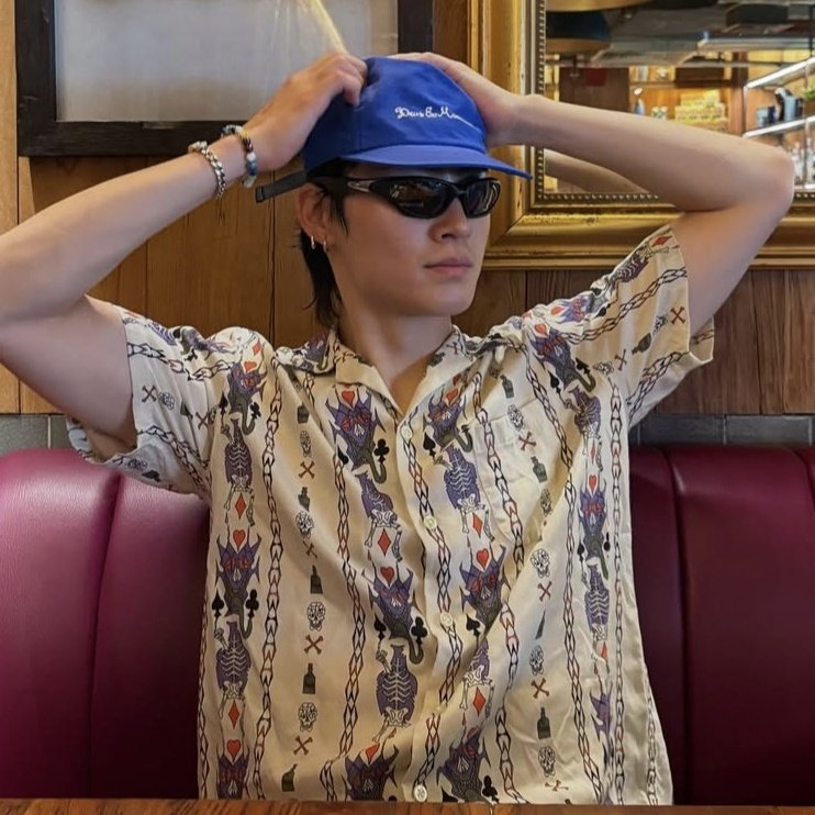 jaebeomhunter's tweet photo. 발리는 한국 사람들한테 진짜 유명한 곳이죠? 저는 인도네시아 사람인데 아직 한 번도 못 가봤어요! 어떻게 저보다 먼저 가보신 거예요😭 #JAYB #제이비 @jaybnow_hr https://t.co/apbRciltKn