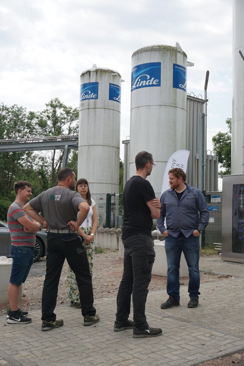 #WDW-Rückblick 26. Juni
Tag der offenen Tür der Energy-Station im WTZ Roßlau. Im Mittelpunkt steht das Demonstratorprojekt energy4CHP. 
Mehr Infos: linkedin.com/feed/update/ur…

#WDW2025
#Wasserstoff
#WasserstoffErleben
#Energiewende