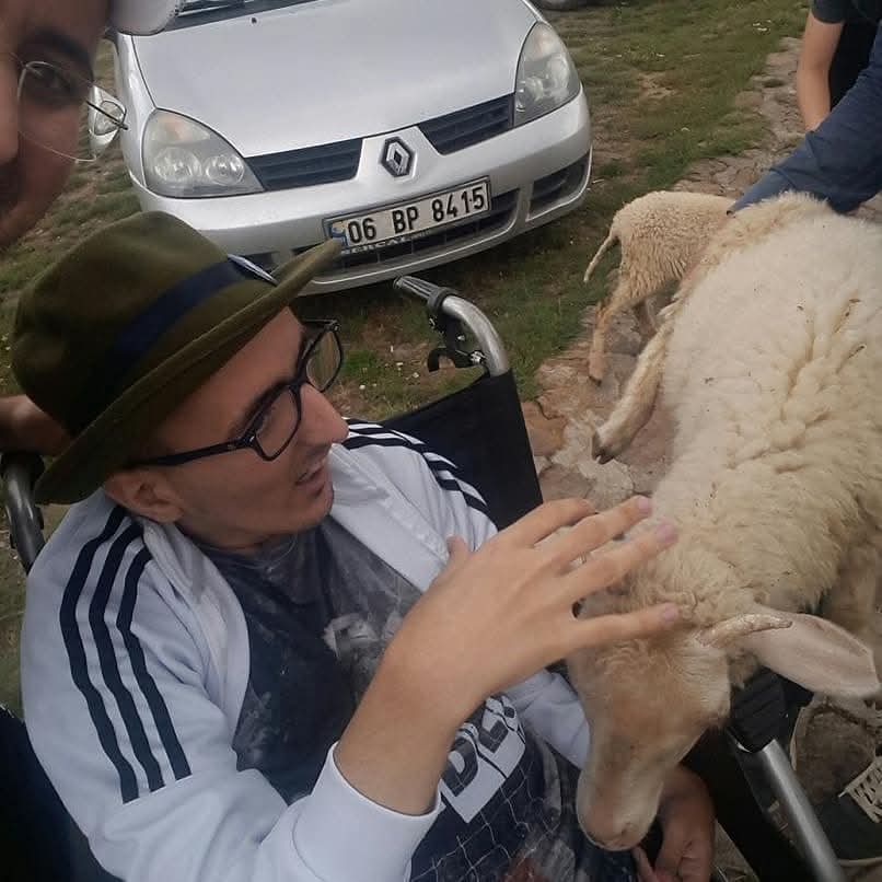 HAYIRLI CUMALAR SAMET BAŞKAN VE TÜM SIFA BEKLEYEN HASTALARIMIZ ICINDE DUA EDELİM İNŞALLAH #TEKBASKANSAMETBASKAN 🦅🤲🫅