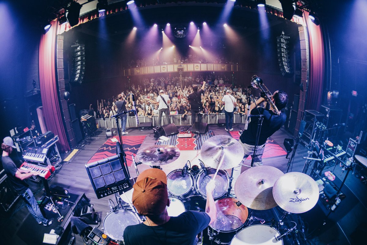 Iration's tweet photo. ATL went OFF last night! Thanks for all the good vibes! 👽📸 @chrisfiq https://t.co/zqC7Vqjec2