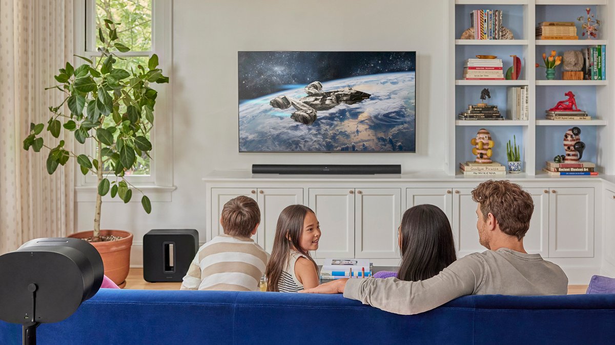 VideoproAU's tweet image. Hear every word, every time. Upgrade your TV with a soundbar for clearer, richer sound.

Shop: bit.ly/3IXEasy
Stores: bit.ly/3Yg0HHi

#soundbar #homeaudio #homeentertainment