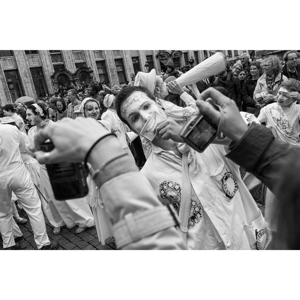 Thinking about a series of small thematic books: a second one could be "Smile you're on camera". Last one for this series.
BELGIUM, Brussels; 10/05/2014: 'Zinnekes' Parade.