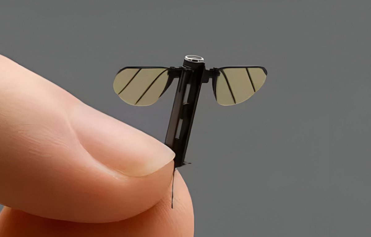 CyberpunkTTRPG's tweet image. China unveils 0.6 cm mosquito-like spy drone designed for stealth missions. #MicroDrone #MosquitoDrone #SpyDrone #SpyTech #Cyberpunk #TTRP #RPG