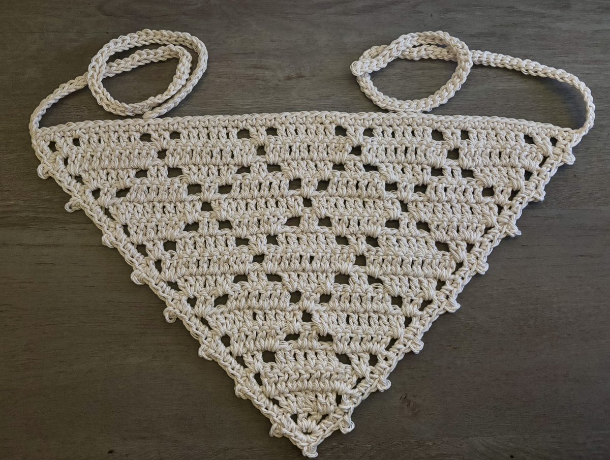 notperp's tweet image. been making way too many bandanas and bucket hats lately, dm me if you want some!!