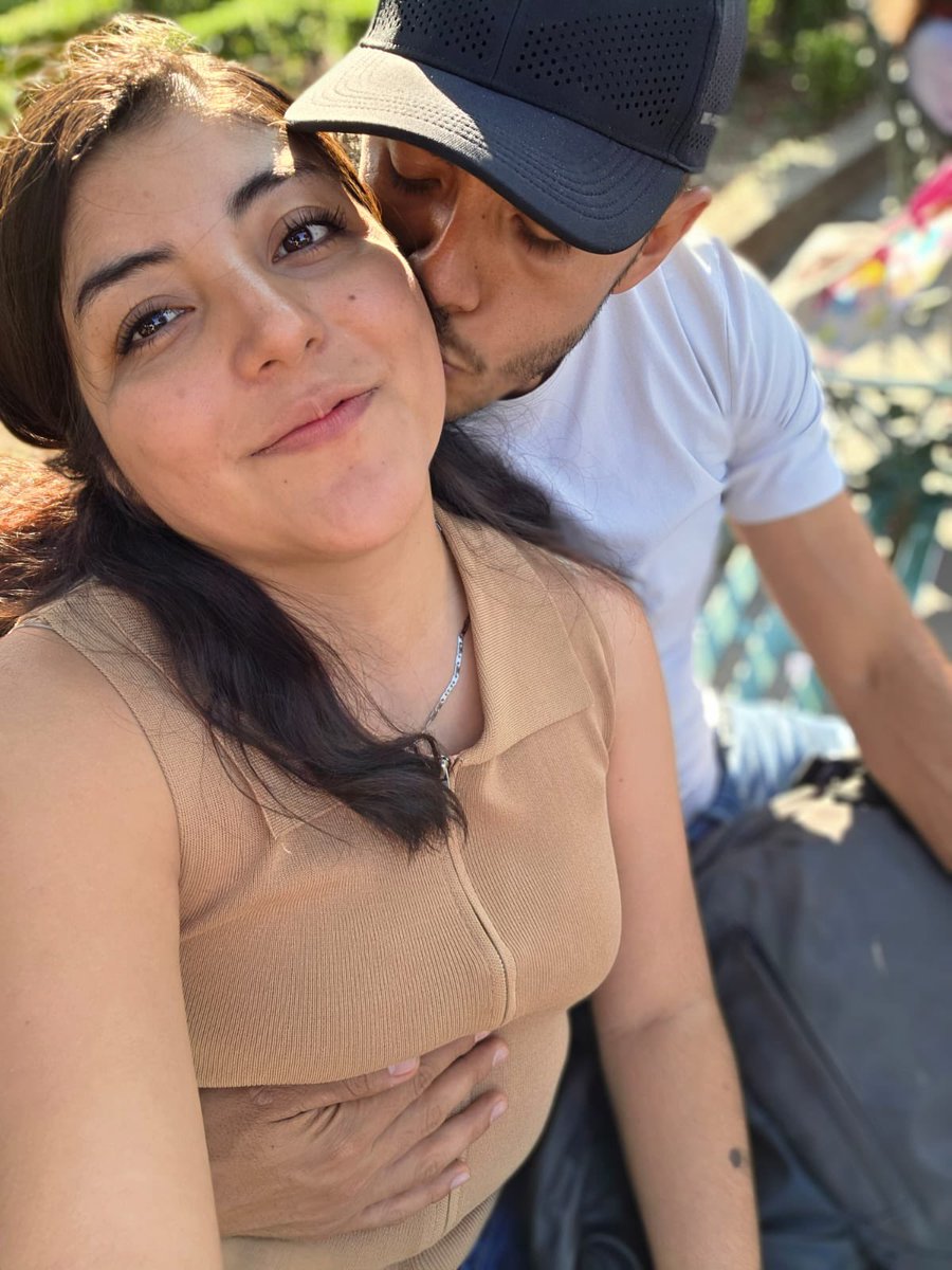roxcrazymiga's tweet photo. @art_cr8  Eres lo más bonito que me ha pasado en la vida ❤️ https://t.co/HSFjP09HCb