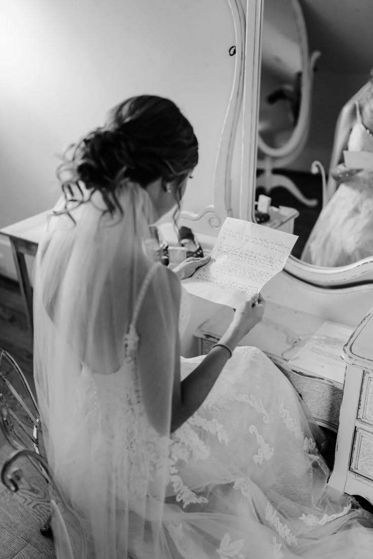 abrokenmuse's tweet image. guess who’s getting married today ?!?! 

she is one hundred percent writing a letter to joel. but it’s not for the ceremony , not for the public. something private and intimate. she will give it to him later tonight. 

he deserves to know how much he’s changed her entire world.