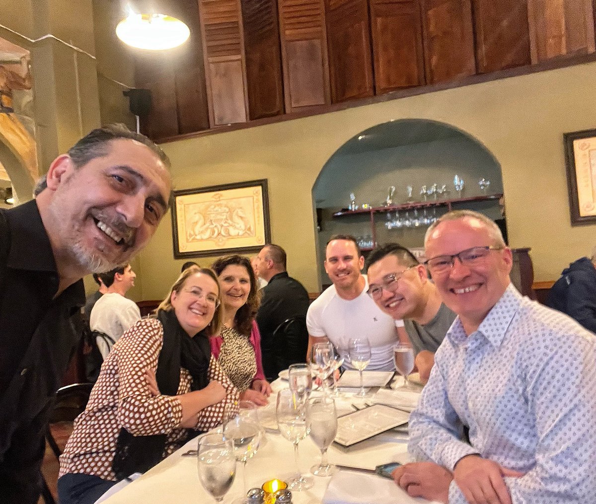 DrNicolasHart's tweet image. Great initial day of #MASCC25 conference - study group leaders meeting; followed by afternoon drinks and then dinner with great company. #SuppOnc #SurvOnc