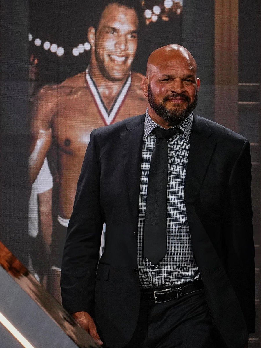 FightFiends_'s tweet photo. The Smashing Machine🐐
Hall of Famer, Class of 2025🏆
#UFCHoF
📸 @ChrisUnger_ | Getty Images
•
#UFC #MMA #FightingProphets https://t.co/xxbmXYwh1o