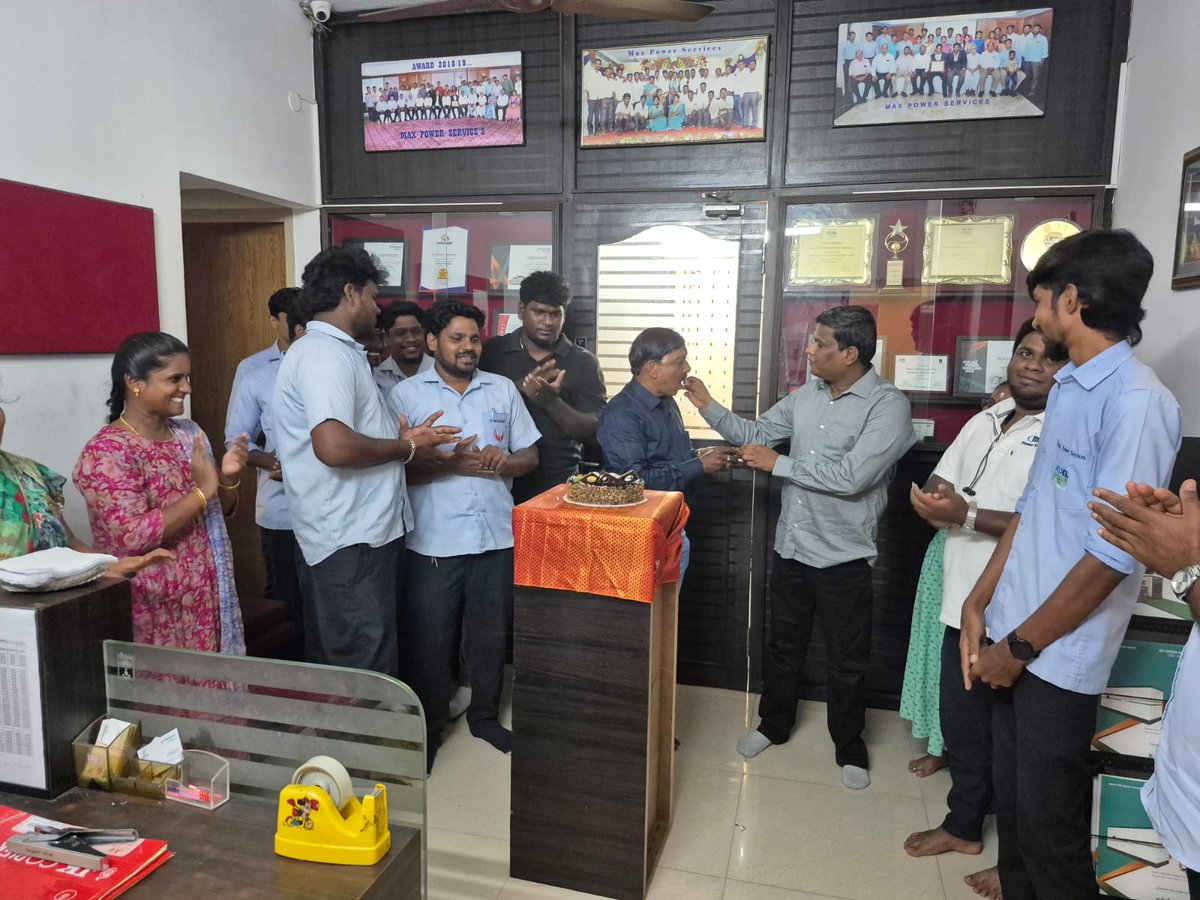 maxpowerservice's tweet image. 🎉 Wishing you a year filled with joy, wellness, and success. Happy Birthday! 🎂 May your day be as wonderful! 🌟

#HappyBirthday #BirthdayWishes #CelebrateLife #JoyAndSuccess #WellnessAndHappiness #SpecialDay #CheersToYou #maxpowerservices