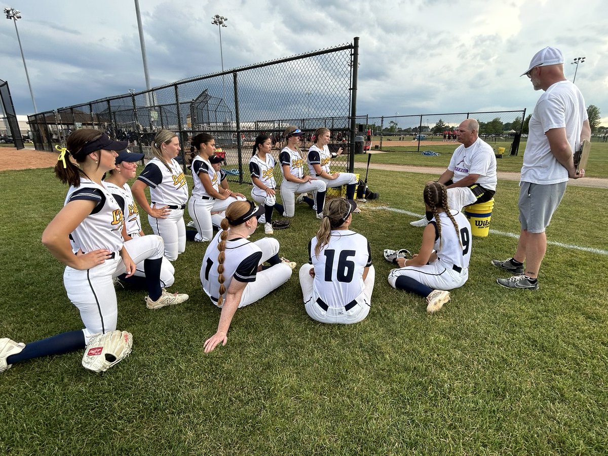 New Lenox Lightning ST (@nllightningst) on Twitter photo Thank You!
Coach Kennedy for talking with our players and educating them on what being a college softball player is all about.
#beagoodperson #lifelesson
<a href="/CoachKennedy5/">CoachKennedy</a> <a href="/Avila_Softball/">Avila University Softball</a> Thank You!
Coach Kennedy for talking with our players and educating them on what being a college softball player is all about.
#beagoodperson #lifelesson
<a href="/CoachKennedy5/">CoachKennedy</a> <a href="/Avila_Softball/">Avila University Softball</a>