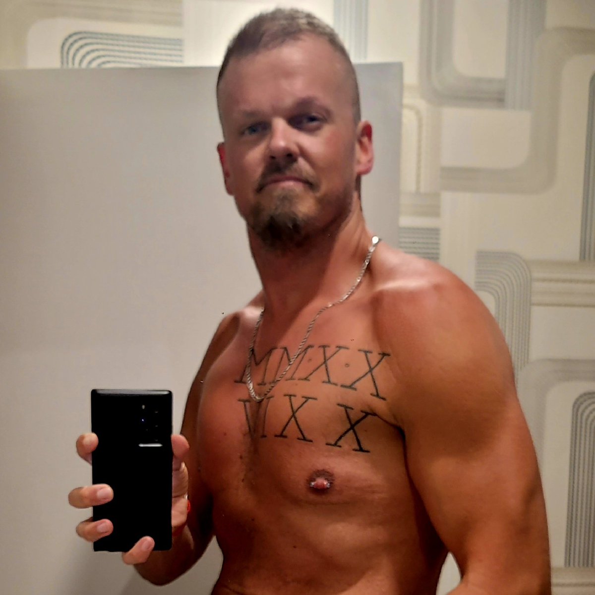 Conrad🏳️‍🌈 tweet media