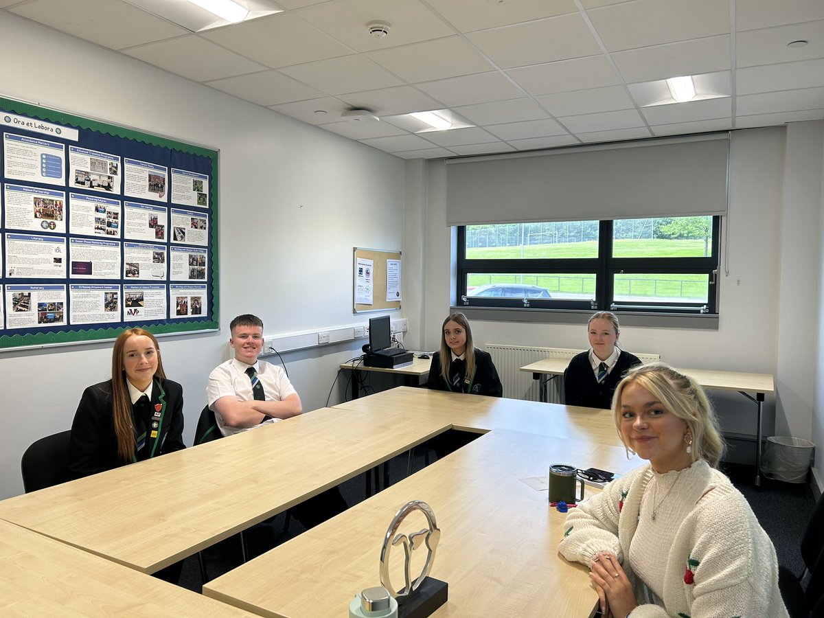 Finishing 24-25 school year off with some of our SCQF Employability Ambassadors communicating all our existing programmes related to developing the young workforce in <a href="/stbenedictsren/">St Benedict's High School</a> to the Programme Executive <a href="/DYWWEST/">DYW West</a> &amp; all our exciting plans for 25-26. 🙌🏻👌🏻🎉