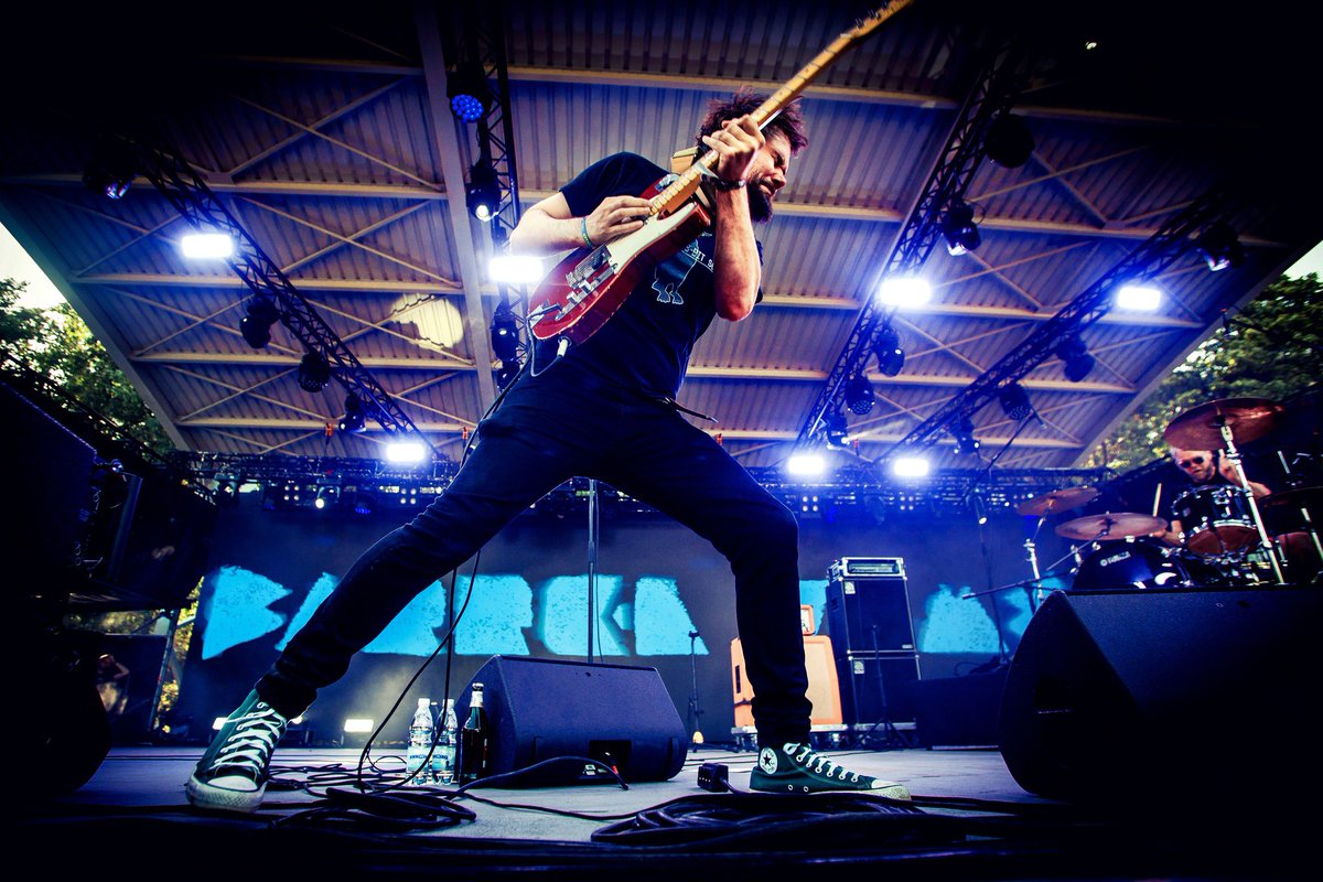 Kun en liten måned til vi spiller på Malstrømfestivalen! 🤘

Sees der, billetter finnes på ticketmaster.no/event/malstrom… 🎫

📸: Marcin Pawłowski