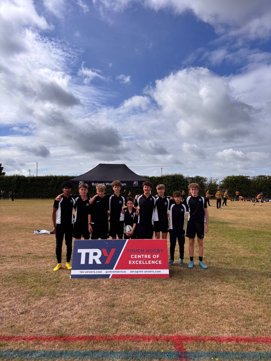 #PEDept: Excited for the Try Touch National Finals today (hosted by Oxford Harlequins RFC). 

You can follow our progress on:

tournify.uk/live/stc-natio…

Games will be live streamed on:

youtube.com/watch?v=nkm4-W…

#WeAreBohuntWokingham