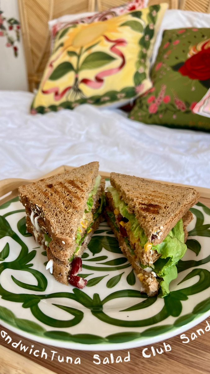 Ohoud_AOU's tweet photo. #فطور_الجمعة  🌞🌿
المقادير كالمعتاد كلها من 🥷 نينجا 💚@Ninjaappksa 
#OD_Breakfast
#يوم_الجمعة #الجمعه #جمعة_مباركة_طيبة https://t.co/xwBCC3tLr7