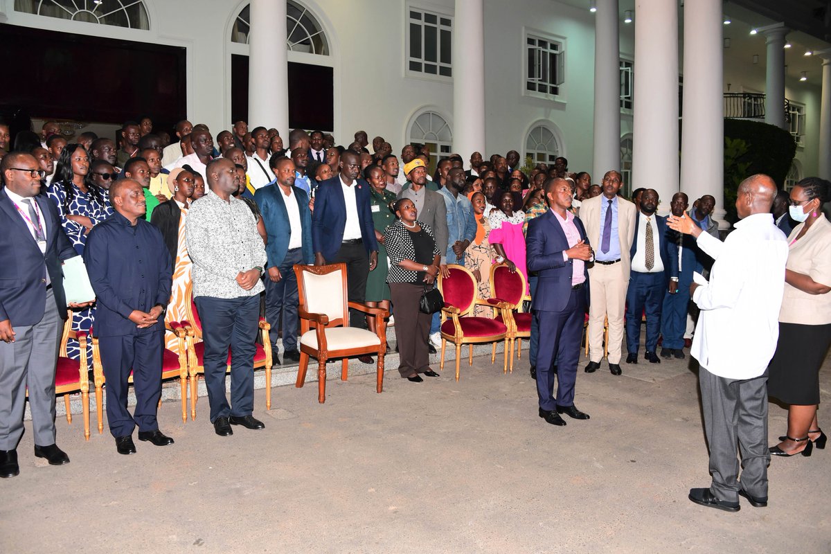 I met with a group from the Ugandan Banyarwanda community at State House in Entebbe. I assured them of my commitment to protecting their rights and identity as Ugandans. Those who have lived here for decades and are recognised by local leaders should not be harassed.

What we