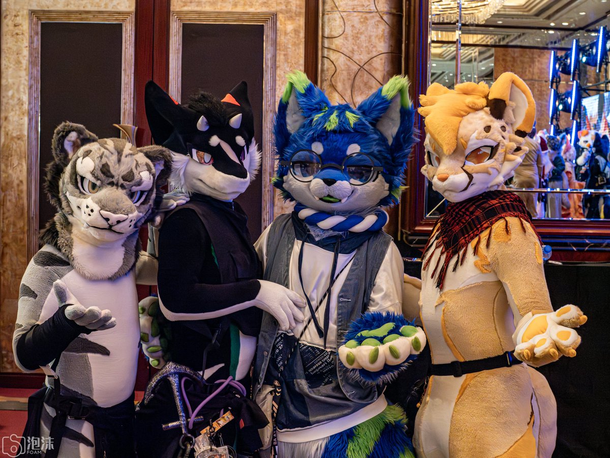 ⚡️CheetahPaws 獵豹爪⚡🔜UTFG (@cheetah_paws) on Twitter photo 歡迎來玩,let's come and play 🥰
<a href="/Randaeyote/">Randae 蓝蓝 || Aotsume 青爪 ➡️ UTFG</a> <a href="/tigersil37/">虎銀 Tigersil 🔜 Thaitails</a> <a href="/KMN_NANO/">🍡('ー'串)/KUSi2🔜😴</a>
📸 <a href="/Bubble_PM/">泡沫姐在找吃的</a>
#FursuitFriday 歡迎來玩,let's come and play 🥰
<a href="/Randaeyote/">Randae 蓝蓝 || Aotsume 青爪 ➡️ UTFG</a> <a href="/tigersil37/">虎銀 Tigersil 🔜 Thaitails</a> <a href="/KMN_NANO/">🍡('ー'串)/KUSi2🔜😴</a>
📸 <a href="/Bubble_PM/">泡沫姐在找吃的</a>
#FursuitFriday