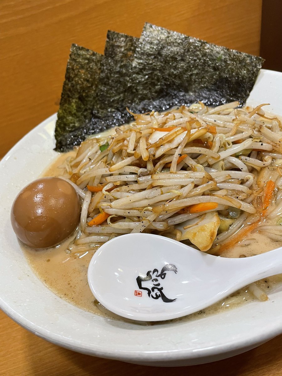 （´-`）.｡oO（よく、「毎日、麺ZINさいとうで食ってるんじゃないの？」と声をかけられるのですが、それは事実に反しています。週にい…ｹﾞﾌﾝｶﾞﾌｯです！）
#麺ZINさいとう