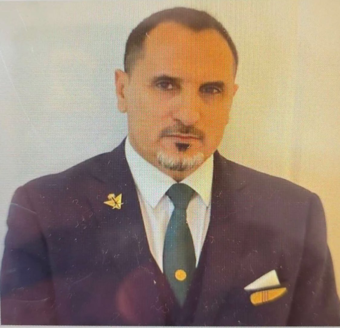 ksaasd1's tweet image. عُلوٌّ في الحياة وفي المماتِ
رحل إلى جوار ربه الكابتن طيار #محسن_الزهراني أثناء تأديته عمله على رحلة متجه من جدة إلى لندن إثر عارض صحي مفاجيء .
#مجموعة_السعودية تنعي فقيد الوطن وتصفه :
" كان نموذجاً يُحتذى به في التفاني والانضباط ومحل تقدير كبير من زملائه لما تحلى به من أخلاق…