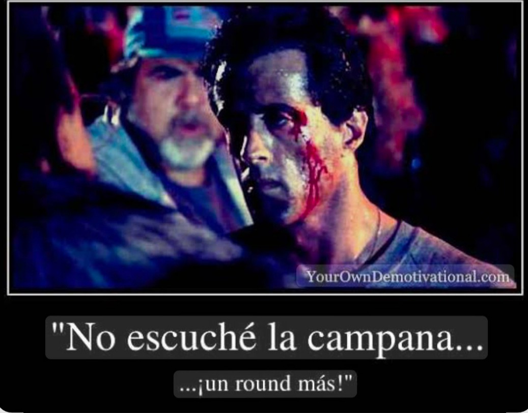 Ayer fue un día difícil...hoy nada más despertar, he recordado este fragmento de la peli Rocky V...aún no escuché la campana! 
Toca descansar un poco y volver a pelear.