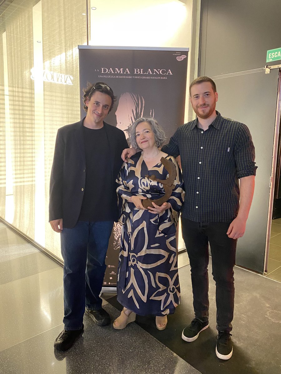 anna mangot disseny tweet media