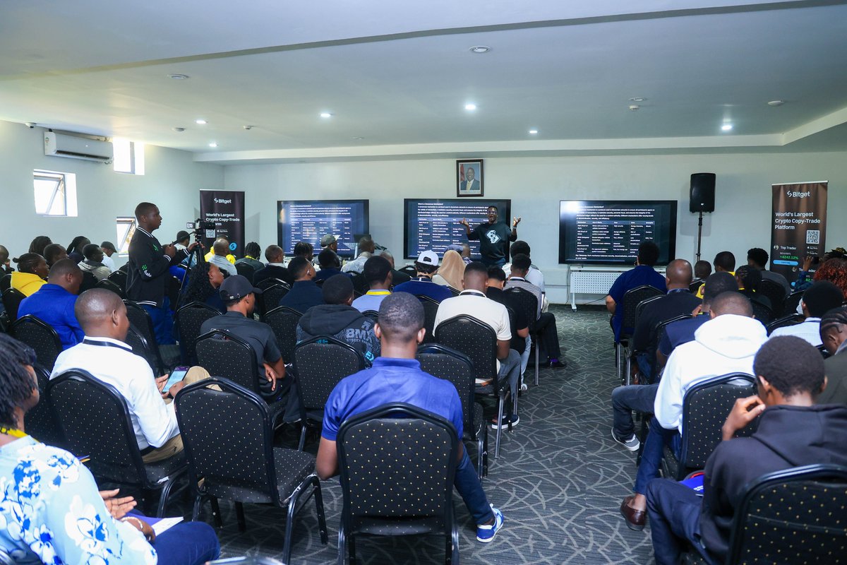 KBCC_01's tweet image. At #KBCC2025, the real game-changing moments occurred in the breakout rooms, where ideas were transformed into practical playbooks.
Inside the VASP Compliance Playbook — @Sumsubcom
@tatendanigel Chinodakufa and Tom Schoon broke down global compliance frameworks for African…