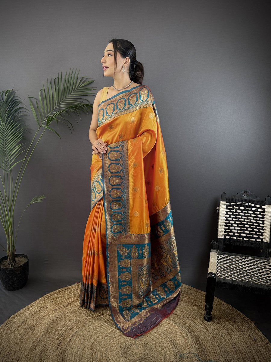 eloracouture's tweet image. Draped in dreams, dipped in zari ✨
Elora’s Soft Silk Butti Banarasi Saree with a contrast pallu is your new festive flex. Bold, beautiful &amp;amp; totally binge worthy. 💃
Tradition just got a glow-up! 💥 #EloraVibes #SareeWithSwag #BanarasiReimagined