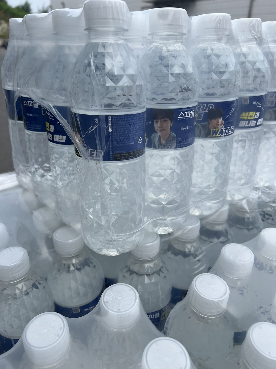 WWW도 준비 완료!
내일 만나요🫶

1 DAYS TO JIN TOUR
#RUNSEOKJIN_epTOUR
#RUNSEOKJIN_epTOURinGOYANG
#Jin_TOUR #JIN #방탄소년단진 #김석진