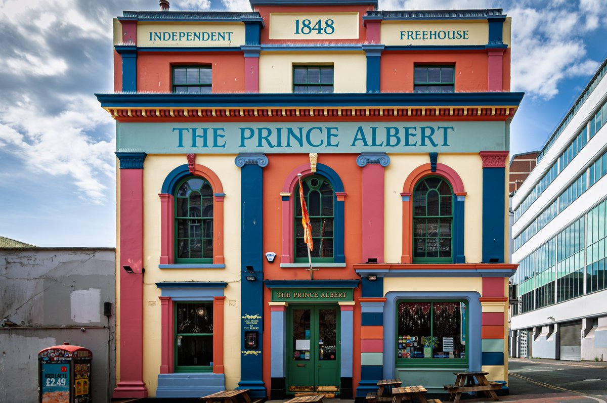 Brighton  #PubFrontFriday #ThePhotoHour #nikonphotographer