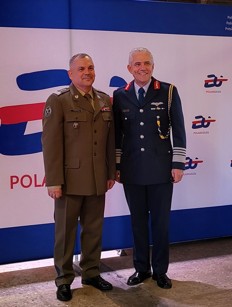 Chairman of the EU Military Committee (@chairmaneumc) on Twitter photo During the closing ceremony of the Polish Presidency <a href="/POLAND25EU/">Polish presidency of the Council of the EU</a> we share a moment of reflection: Progressive meetings in Brussels, Warsaw, Breda and Cracow led to the consistent achievement of goals set by Poland, Thank you for your commitment! Security through Unity. During the closing ceremony of the Polish Presidency <a href="/POLAND25EU/">Polish presidency of the Council of the EU</a> we share a moment of reflection: Progressive meetings in Brussels, Warsaw, Breda and Cracow led to the consistent achievement of goals set by Poland, Thank you for your commitment! Security through Unity.