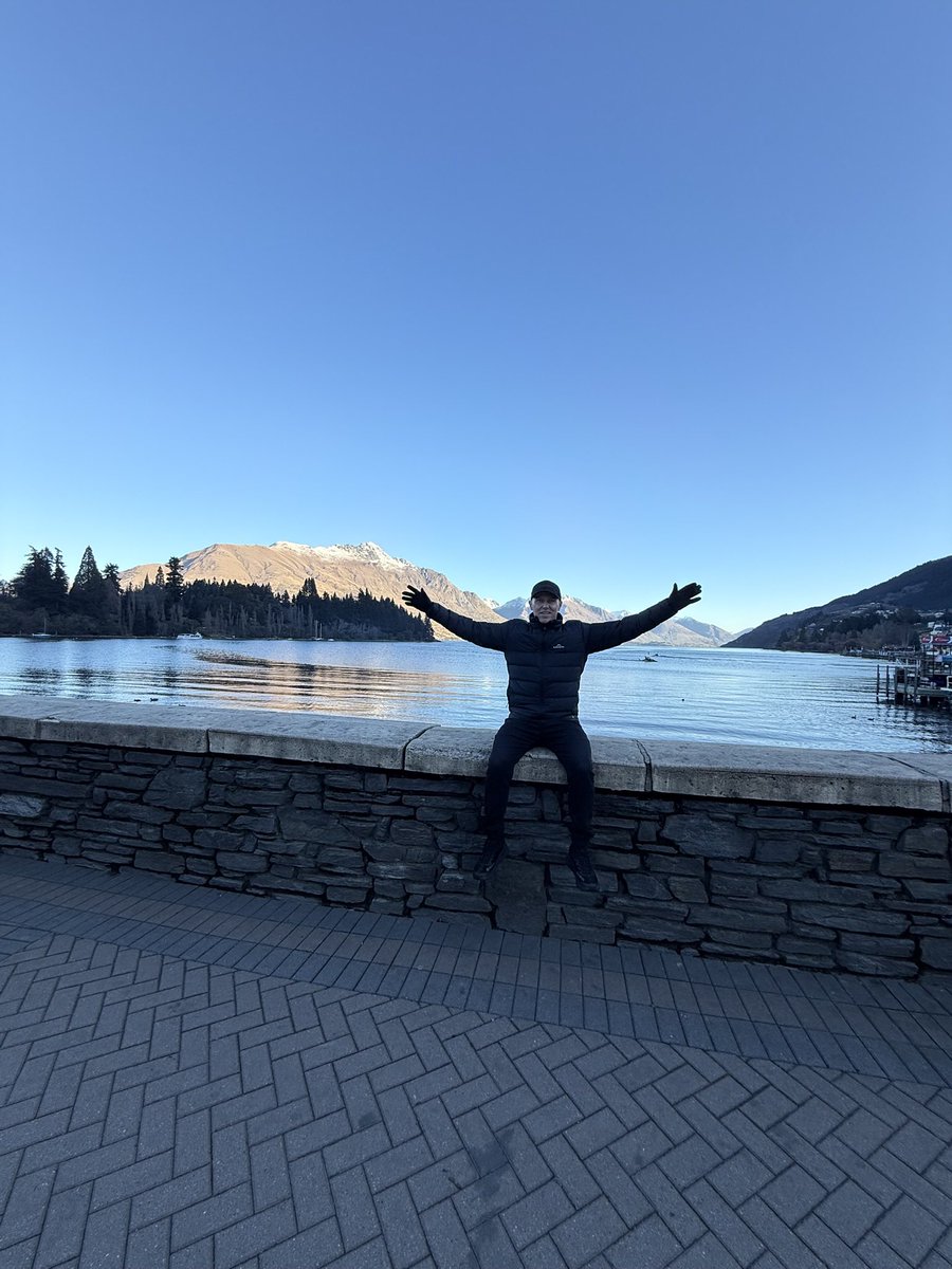 damienmartyn's tweet image. The most outstanding spot … #queenstown #snow #shredding #remarkables