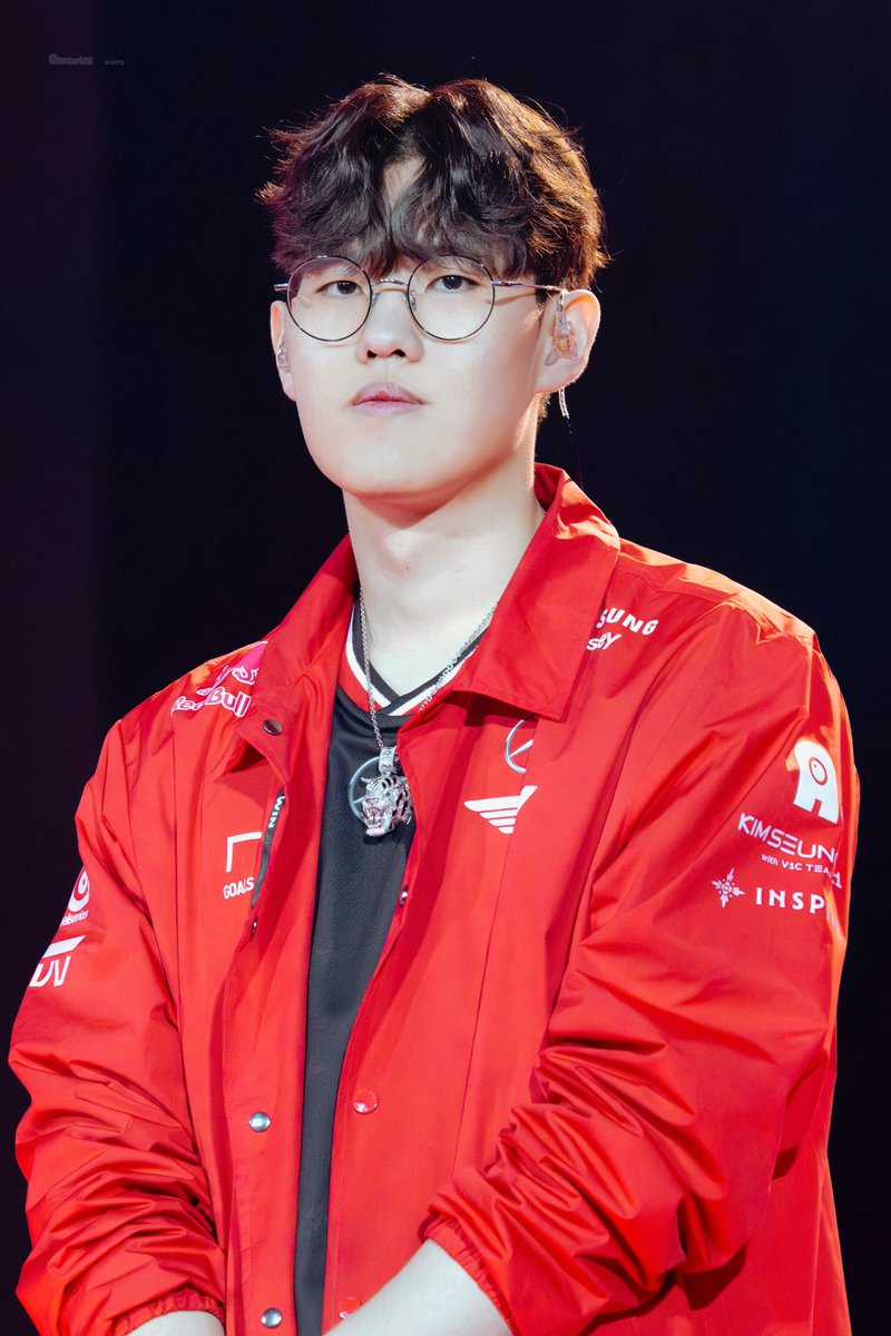 Centuries_LOL's tweet image. 250614 MSI ์ ๋ฐ์
MSI ํ์ดํ
๐ฏ๐๐ป
#Oner #์ค๋ #๋ฌธํ์ค