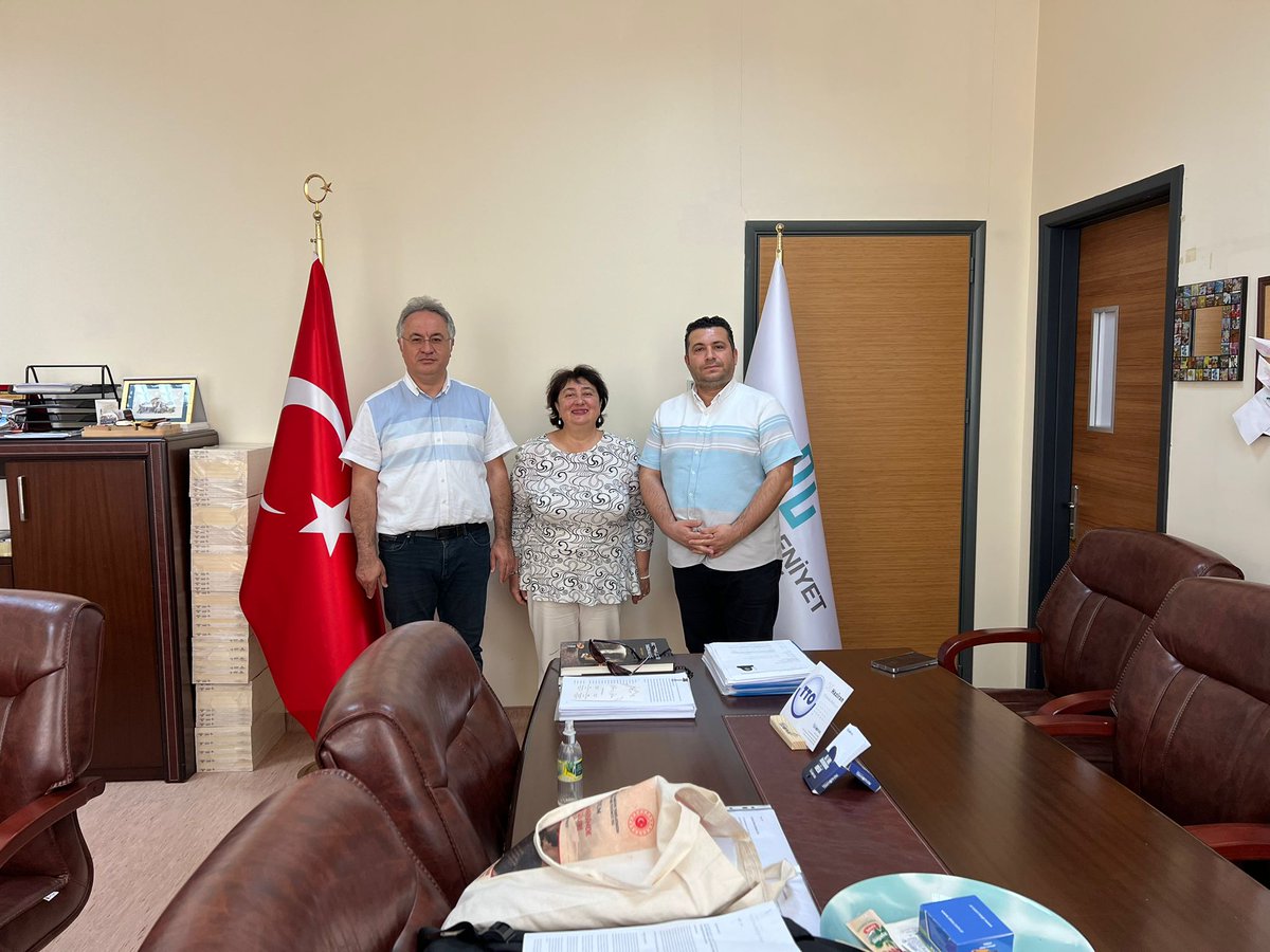 Gürcistan’dan Akademik Ziyaret: Doç. Dr. Nanuli Kaçarava Fakültemizi Ziyaret Etti
edebiyat.medeniyet.edu.tr/tr/haberler/gu…