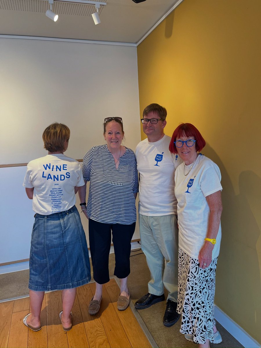 CircleofWineWriters (@circleofwine) on Twitter photo Great for <a href="/CircleofWine/">CircleofWineWriters</a> members <a href="/sueeames3/">Sue Eames DipWSET</a> (Committee - Social Media) and <a href="/DominicBuckwell/">Dominic Buckwell</a> to meet up in Lewes, where Dominic is organising the Winelands English Wine Festival. A great blind tasting presented by Mike Best MW and film by Frank Mannion. Great for <a href="/CircleofWine/">CircleofWineWriters</a> members <a href="/sueeames3/">Sue Eames DipWSET</a> (Committee - Social Media) and <a href="/DominicBuckwell/">Dominic Buckwell</a> to meet up in Lewes, where Dominic is organising the Winelands English Wine Festival. A great blind tasting presented by Mike Best MW and film by Frank Mannion.