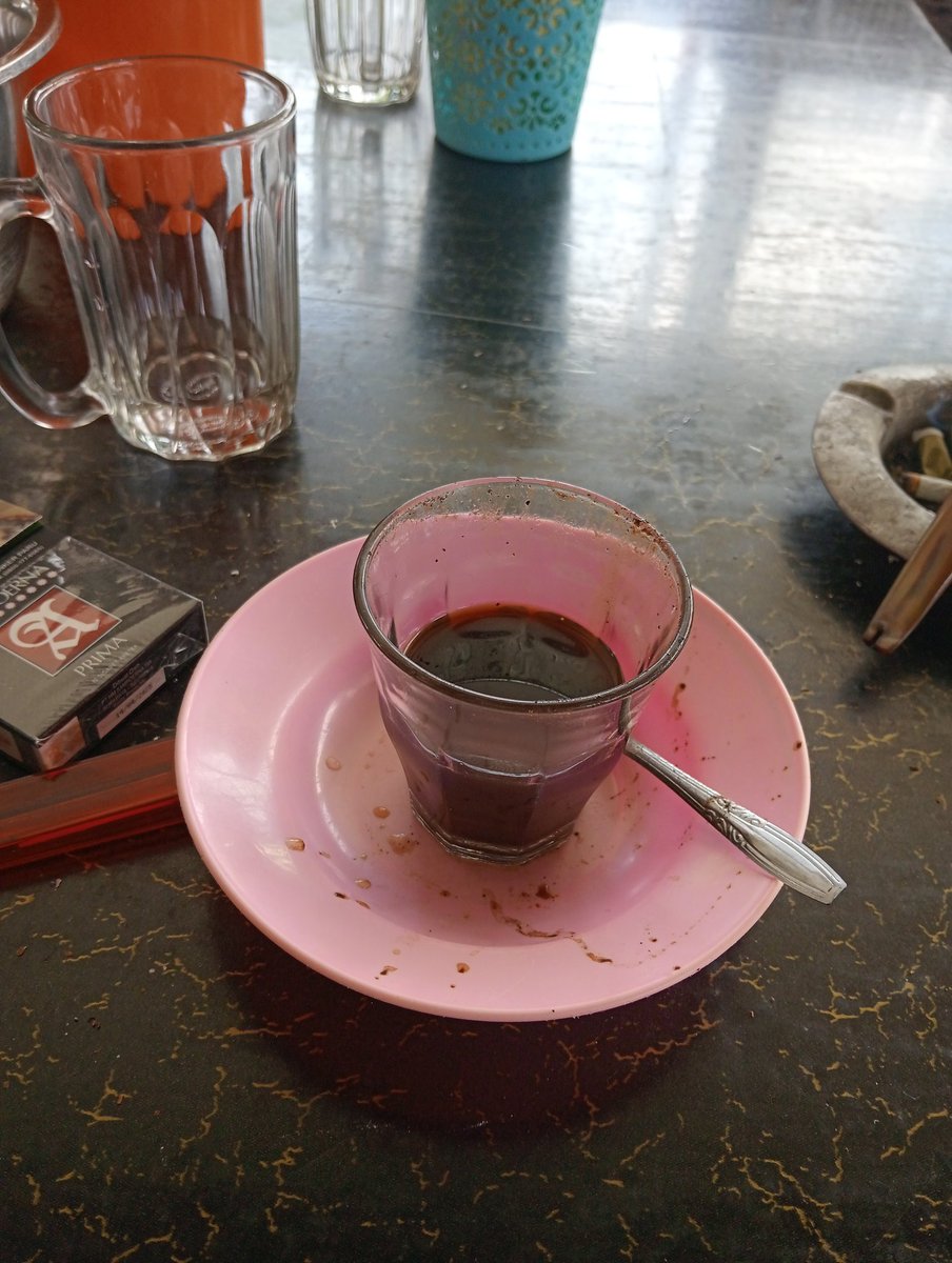 Semoga jumat ini jadi hari yang membawa banyak berkah bagi kita semua.

Bukan hanya untukmu, bukan hanya untuknya, atau hanya untukku.
Semua berhak atas kebaikan dari Sang Pencipta.

Mari ngopi!?
#JumatBerkah