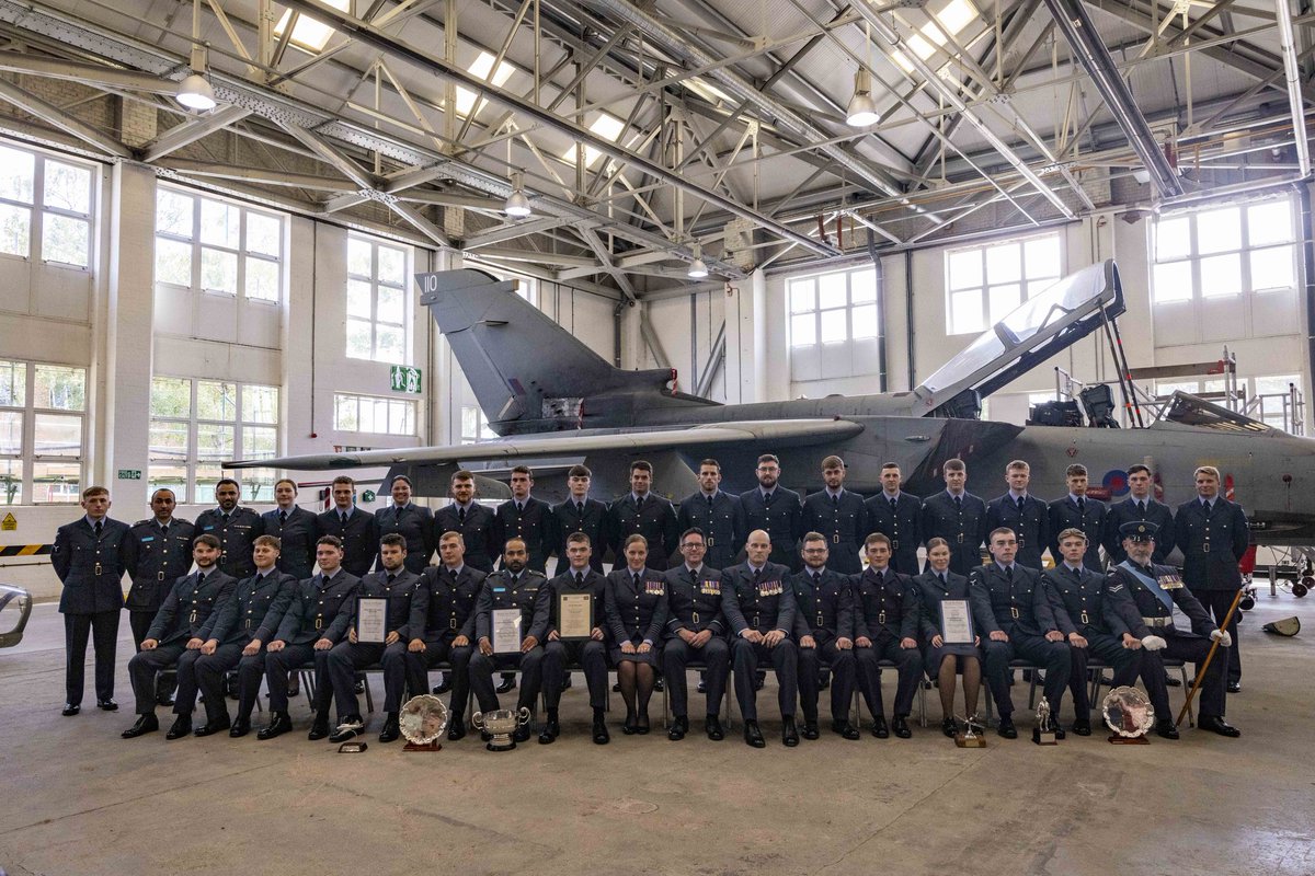 Congratulations to everyone who graduated from No.1 and No.2 Schools of Technical Training at RAF Cosford on 26 June 2025.

#cosford25 #graduation2025 #graduationphotography🎓 #congratulations #success #youdidit #youmadeit #Aviation #aircraft #achivement #royalairforceuk