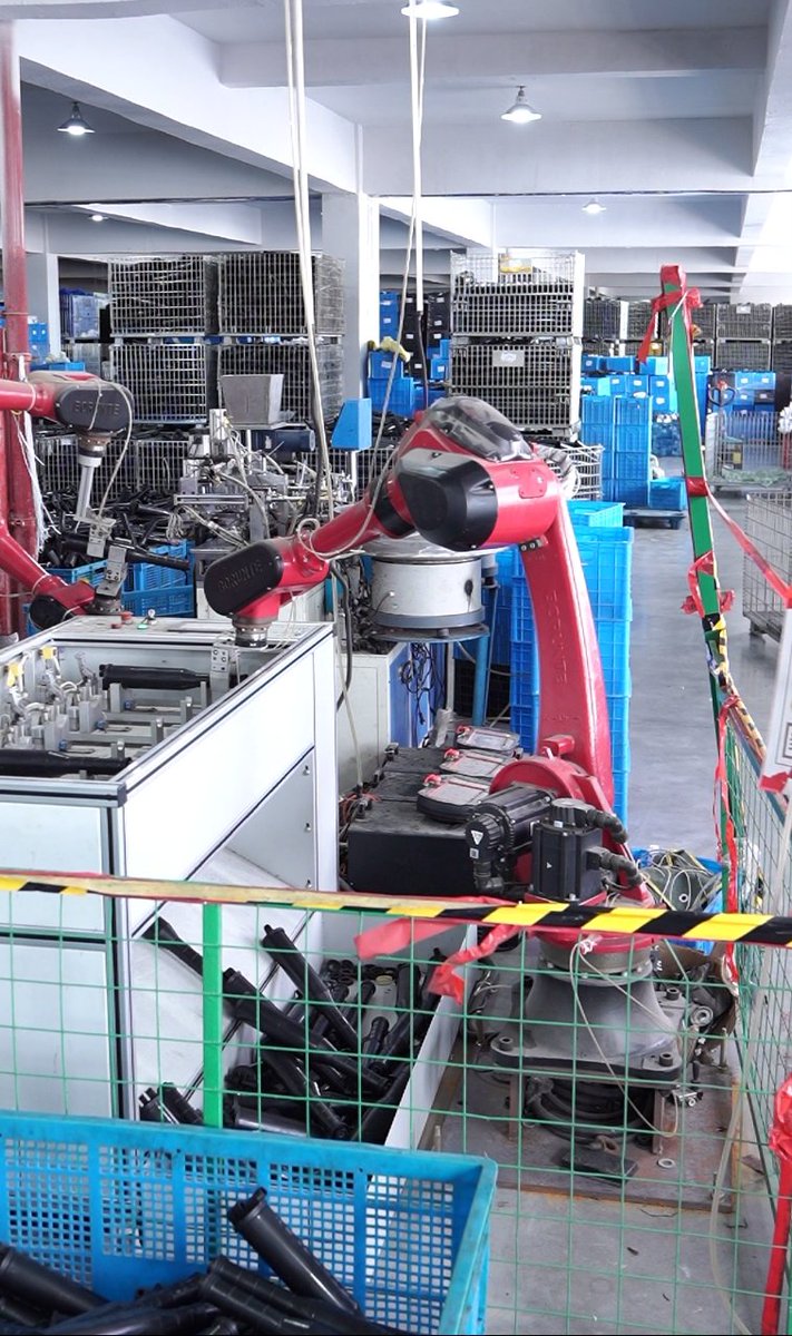 YizhouMachinery's tweet image. 💧 Upgrade garden work with YiZhou’s 20L Backpack Sprayer!
Strong pressure (0.25-0.45MPA), copper nozzle &amp;amp; ergonomic straps.
Indoor/outdoor use – only 2 pcs MOQ!
📧 plantmateyzsy@cnsprayer.net
🌐 plantmate.en.alibaba.com
#sprayerequipment #backpacksprayer #gardentools #yizhou