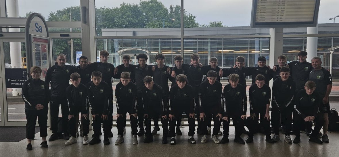 Warwickshire GAA (@warwickshireclg) on Twitter photo Good luck to our Warwickshire u15s and <a href="/WarksLGFA/">Official Warwickshire LGFA</a> U15 girl teams heading to Derry to play in the Feile Peile na nOg. Also to the U15s. <a href="/SeanMcDermotts1/">Sean McDermotts GAA</a> <a href="/JMGACBrum/">John Mitchels GAC</a> <a href="/BrendansGAA/">St. Brendan's GAA</a> <a href="/erin_gaa/">Erin Go Bragh GAA Club (Birmingham)</a> <a href="/StFinbarrsCov/">St Finbarrs GAA Club</a> <a href="/BishopChalloner/">Bishop Challoner Catholic College</a> <a href="/StPetersPEDept/">St Peter’s PE Dept</a> Good luck to our Warwickshire u15s and <a href="/WarksLGFA/">Official Warwickshire LGFA</a> U15 girl teams heading to Derry to play in the Feile Peile na nOg. Also to the U15s. <a href="/SeanMcDermotts1/">Sean McDermotts GAA</a> <a href="/JMGACBrum/">John Mitchels GAC</a> <a href="/BrendansGAA/">St. Brendan's GAA</a> <a href="/erin_gaa/">Erin Go Bragh GAA Club (Birmingham)</a> <a href="/StFinbarrsCov/">St Finbarrs GAA Club</a> <a href="/BishopChalloner/">Bishop Challoner Catholic College</a> <a href="/StPetersPEDept/">St Peter’s PE Dept</a>