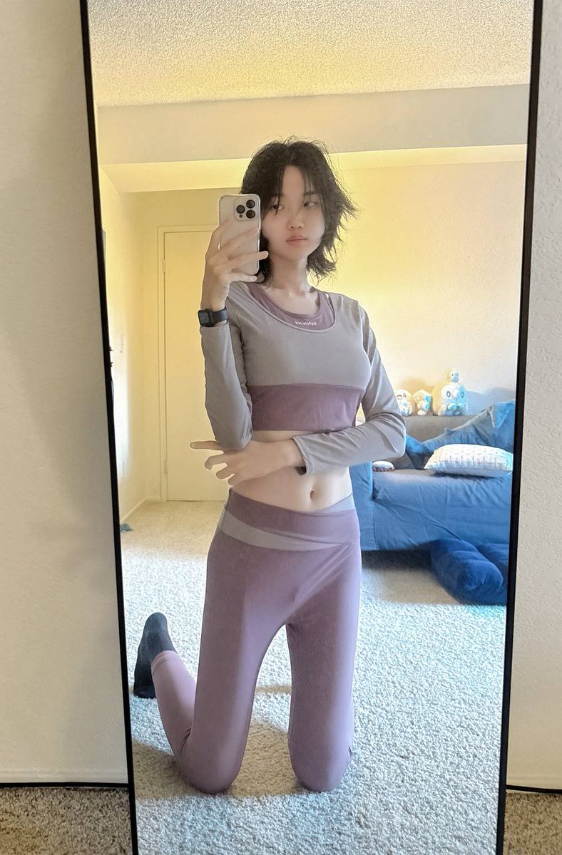 我真的真的没拉腿啊！

PS : 上一个帖火了，万分感谢各位厚爱!🙏 给孩子感动哭了!😭

#伪娘 #女装大佬 #男娘