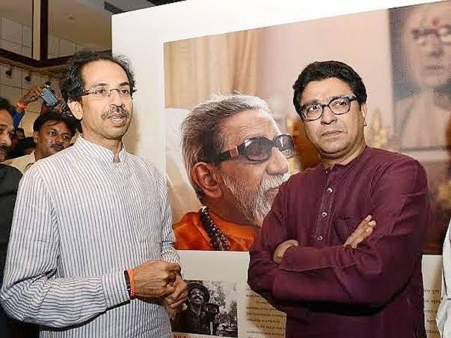 Nayan7217_'s tweet photo. "कोणताही झेंडा नाही,अ��ेंडा फक्त मराठी"
"मराठी" भाषेसाठी एकत्र येऊन, हिंदी सक्ती विरोधात शनिवार ता.५, गिरगाव ते आझाद मैदान भव्य मोर्चा.
ही सुरुवात आहे...
@mnsadhikrut @RajThackeray 
@AmitThackerays @mumbaimns
@uddhavthackeray @OfficeofUT @ShivSenaUBT_ @AUThackeray 
@MNSVruttant https://t.co/QOOFmN0Tew