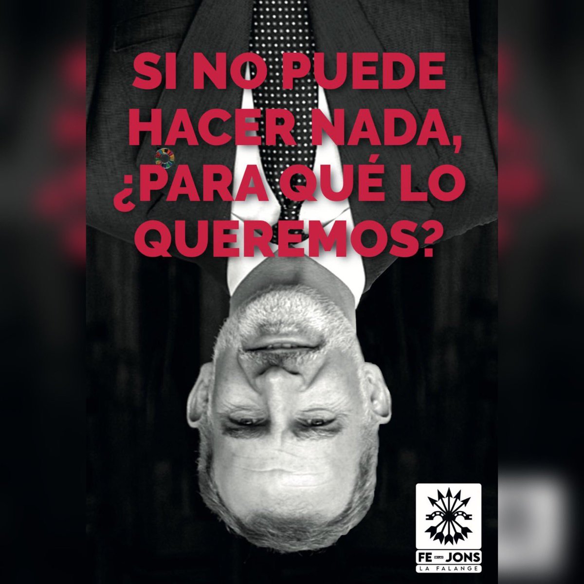 De nuevo la cantinela de por qué se critica o increpa al rey "si el pobre no puede hacer nada"

Falso, es Jefe de Estado y Jefe Supremo de las FAS y podría hacer mucho más, y no lo hace porque es un traidor más

Pero si fuera verdad que no puede hacer nada

¿Para qué lo queremos?
