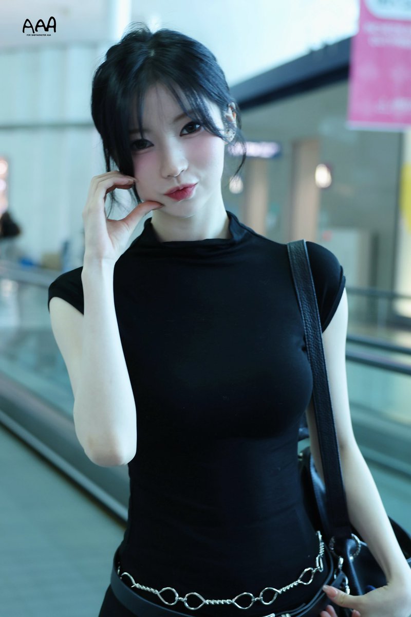 250627 ICN

かわいすぎる💕

#베이비몬스터 #BABYMONSTER 
#아사 #ASA