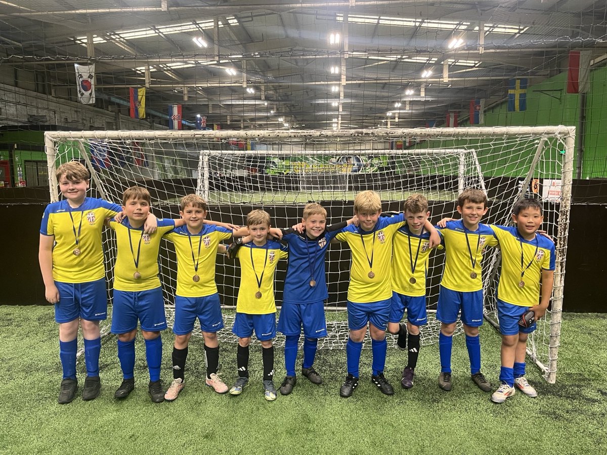 stjosephshx3's tweet image. 🏆 Huge shout out to our amazing girls' football team for delivering an incredible performance throughout the tournament! 👏 And a big congratulations to the boys' team for their hard work and determination, finishing strong in 3rd place! 💪⚽ So proud of both teams! 🙌