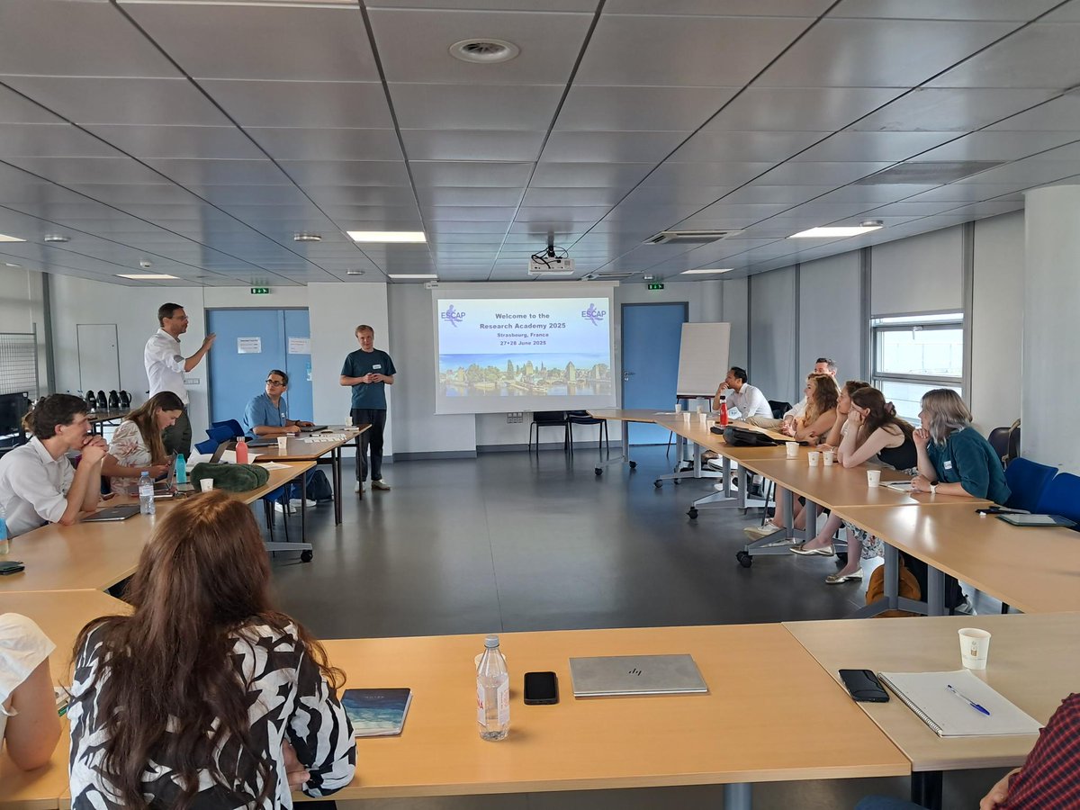 ESCAP (@escaponline) on Twitter photo Starting the Research Academy with getting to know each other. All fellows are presenting themselves and their research. Very interesting to get insights into their work across Europe.
#ESCAP2025 #childpsychiatry #adolescentpsychiatry #ESCAP Starting the Research Academy with getting to know each other. All fellows are presenting themselves and their research. Very interesting to get insights into their work across Europe.
#ESCAP2025 #childpsychiatry #adolescentpsychiatry #ESCAP