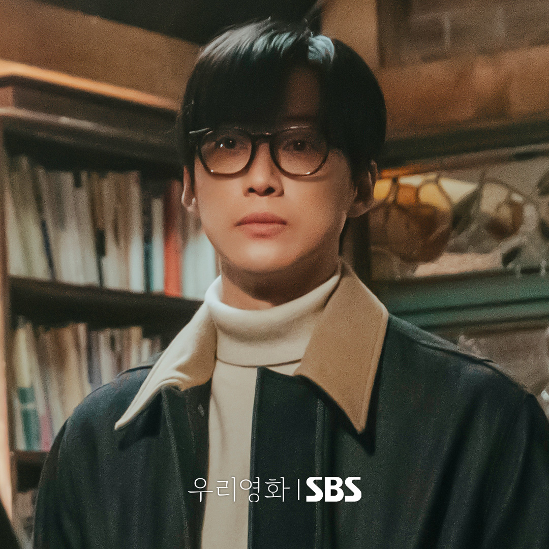 SBSNOW's tweet photo. 키스 후 달라진 남궁민과 전여빈의 눈빛
뭔데 뭔데 두 사람 왜 또 마주 보고 서있어🫣

SBS 금토드라마 <우리영화>
☞ [금,토] 밤 9시 50분

#SBS금토드라마 #우리영화
#OurMovie #정통감성멜로
#멜로 #우리영화스틸 #스틸
#남궁민 #전여빈 #이설 #서현우 https://t.co/0cZMI12DW5