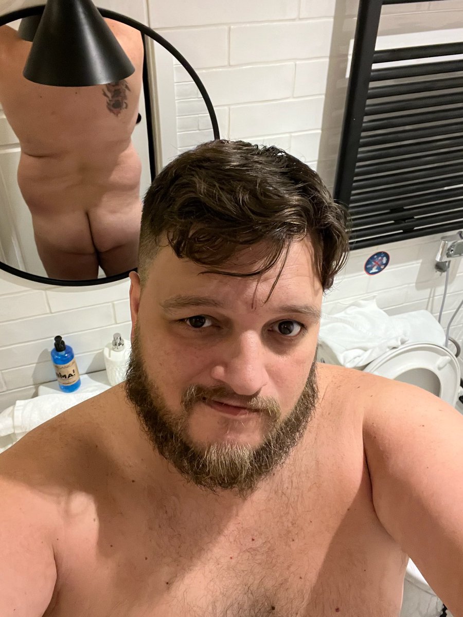 Te portarías mal conmigo ? 

Onlyfans.com/tuosotexl