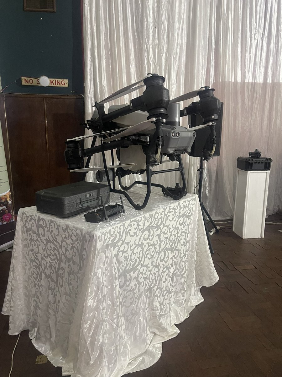 Ndimi munoti munoziya shona, Drone nechishona rinonzi….?