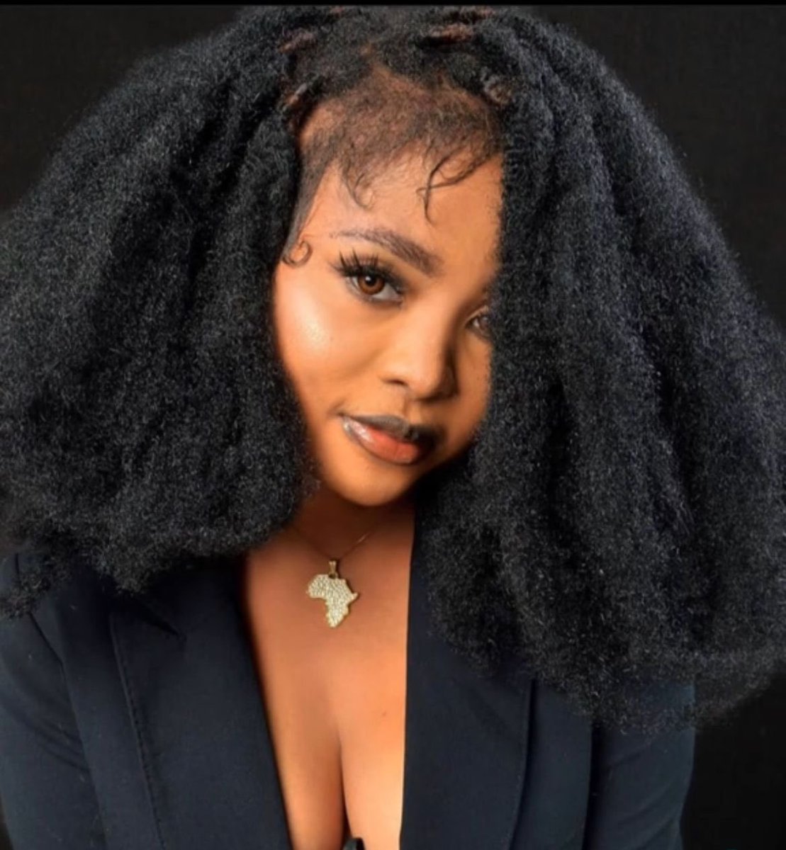 Hi pretty Damsel 😍🥰🩵 🌟 

KONDON THE BLUE PRINT
MEDIA TOUR WITH PERDON
#Kondon 
#KondonEllen 
#Perdon 
#PerfectMatchXtra