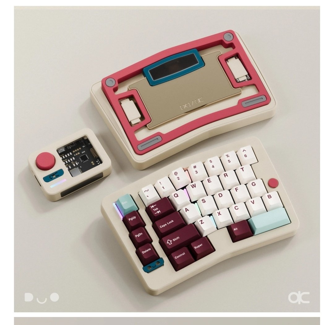 개이쁘지않나요
지금 쓰는게 아이보리 색이라 흰색 검은색 키캡 끼면 좀 튀길래 다음엔 기필코 흰색을 사리라 생각했거늘 요게 제 심장에 날아와 박힌거에요?