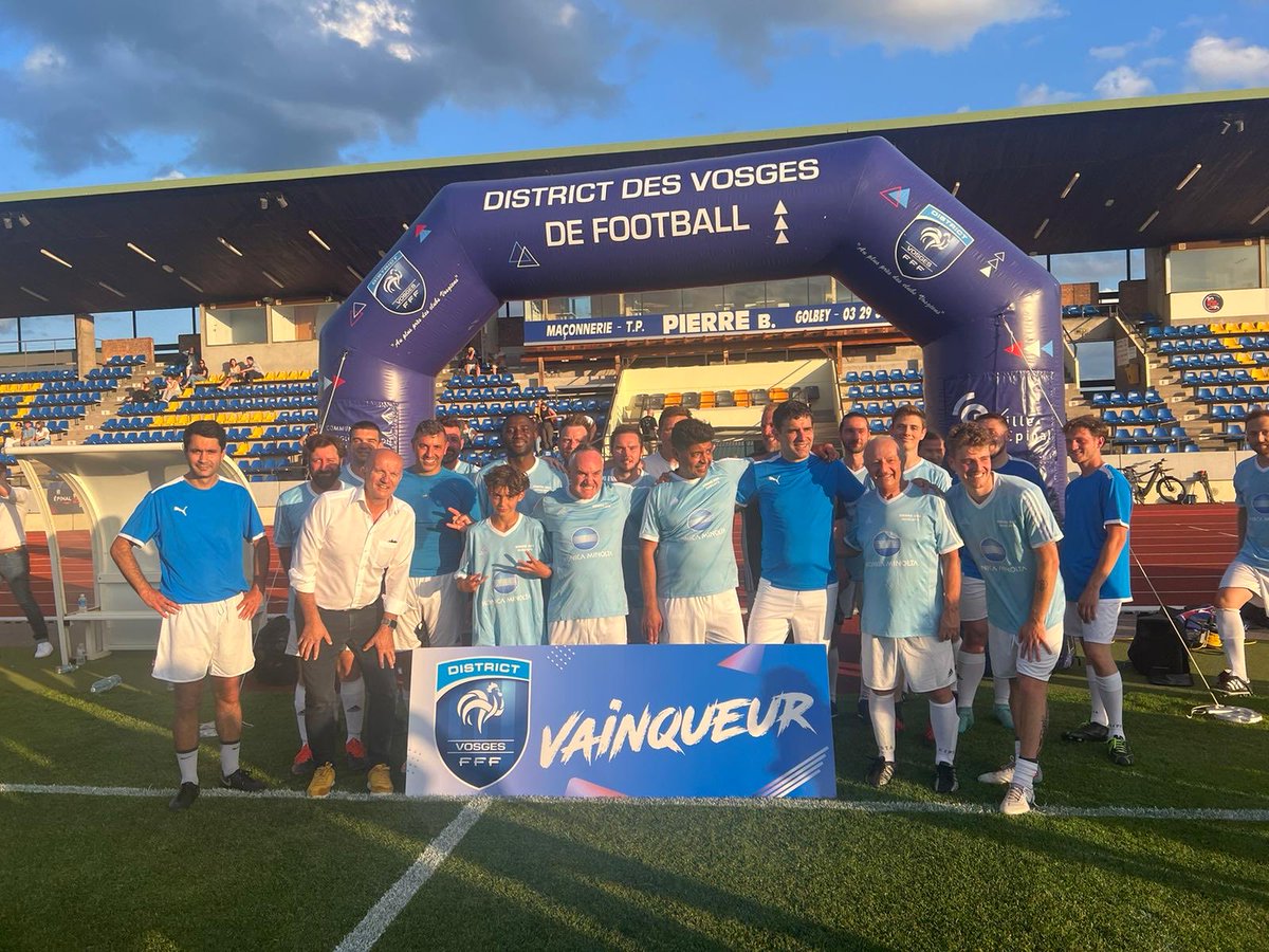 Une fois encore les avocats gagnent le traditionnel match de ⚽️ face au Palais sur le score de 4 🥅 buts à deux! Merci à tous et au coach Alain BÉGEL, quel talent!
